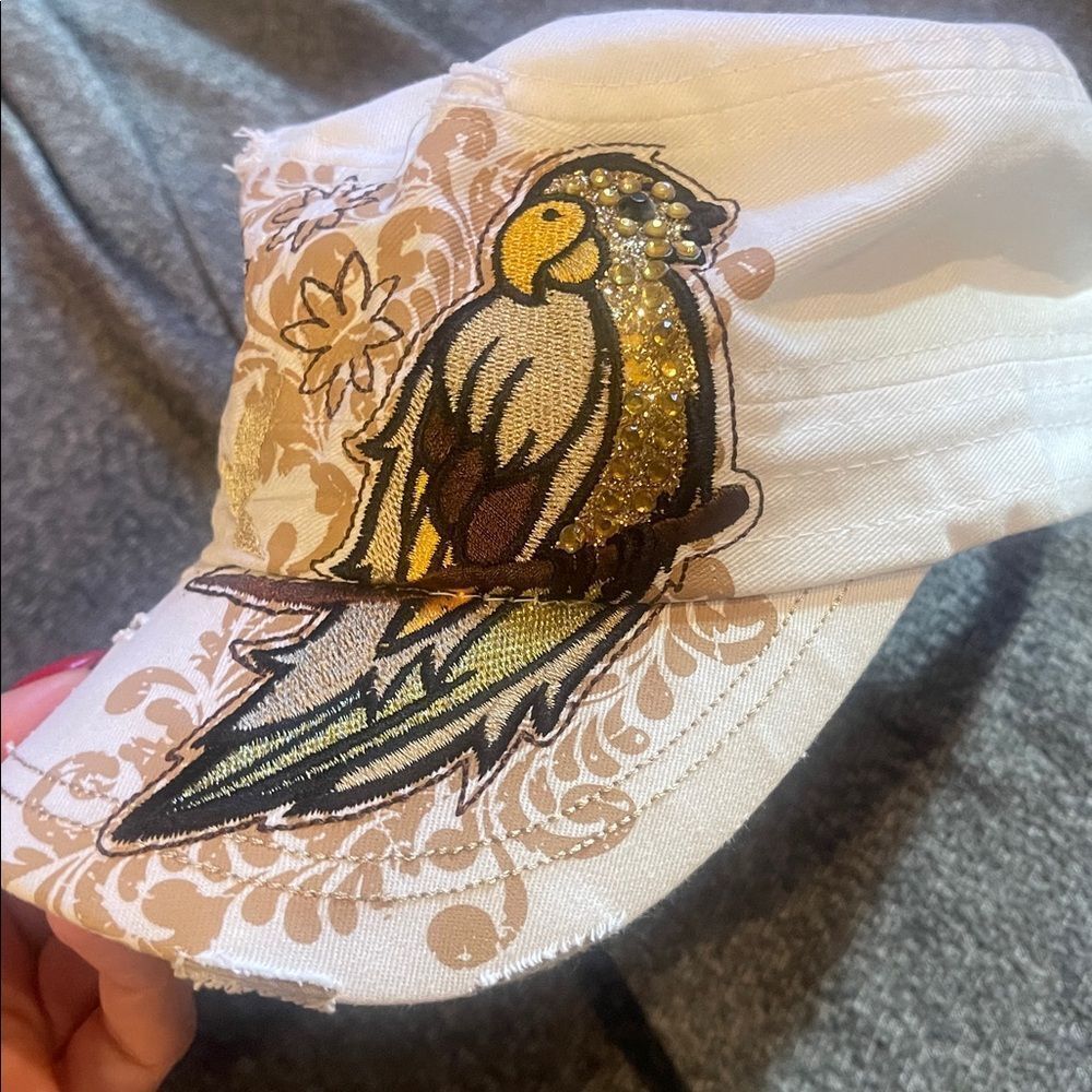 Embroidered Parrot Cap - Picture 2 of 4